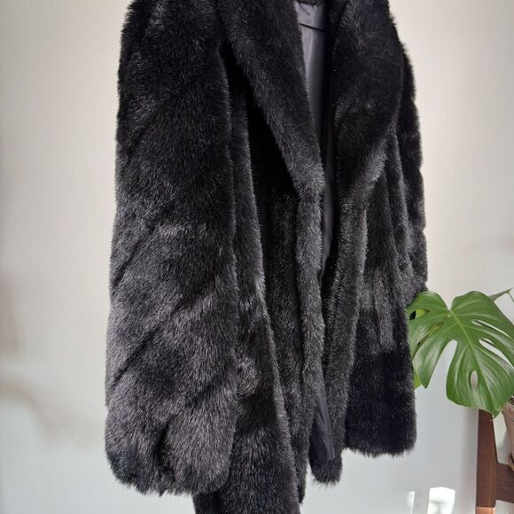 Vintage Black Faux Fur Coat | 80s 90s Plush Modacrylic Mod Jacket, USA Made - Picture 2 of 16